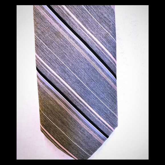 Like new designer Silk tie - Picture 2 of 5